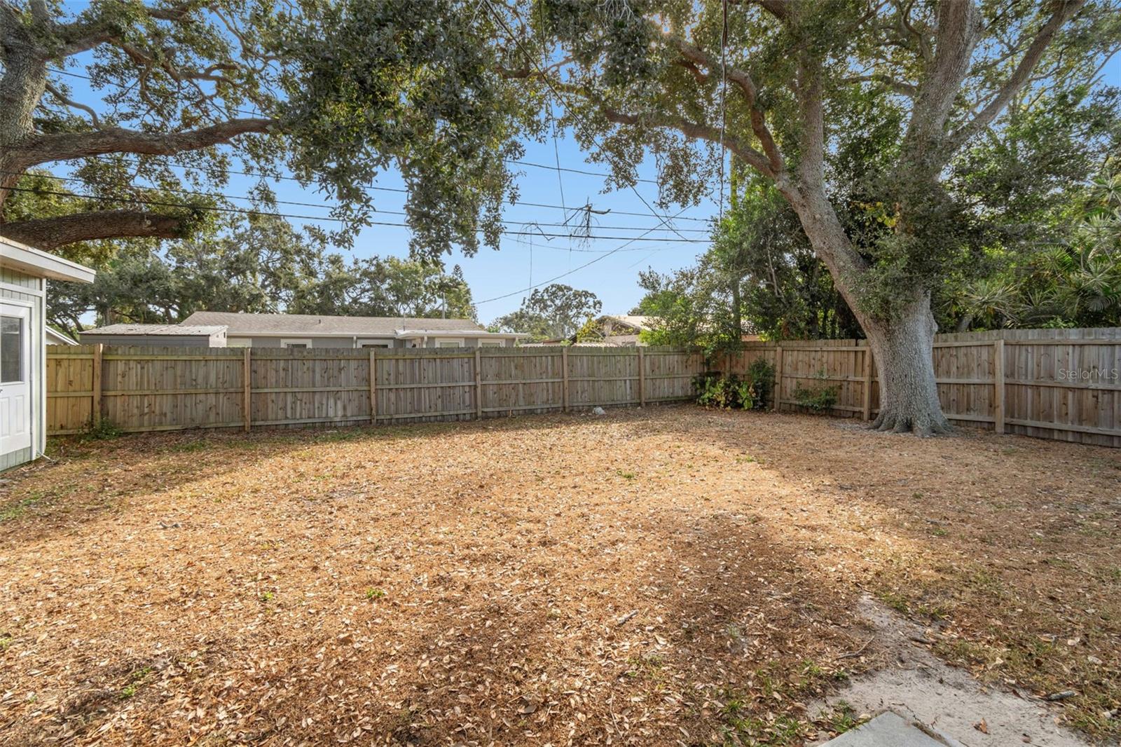 Image 47 of 53 For 10898 111th Place N