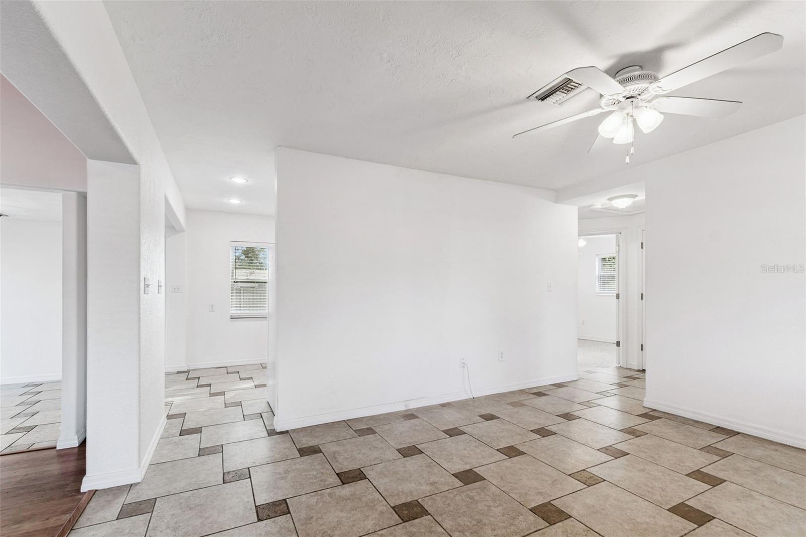 Image 7 of 53 For 10898 111th Place N