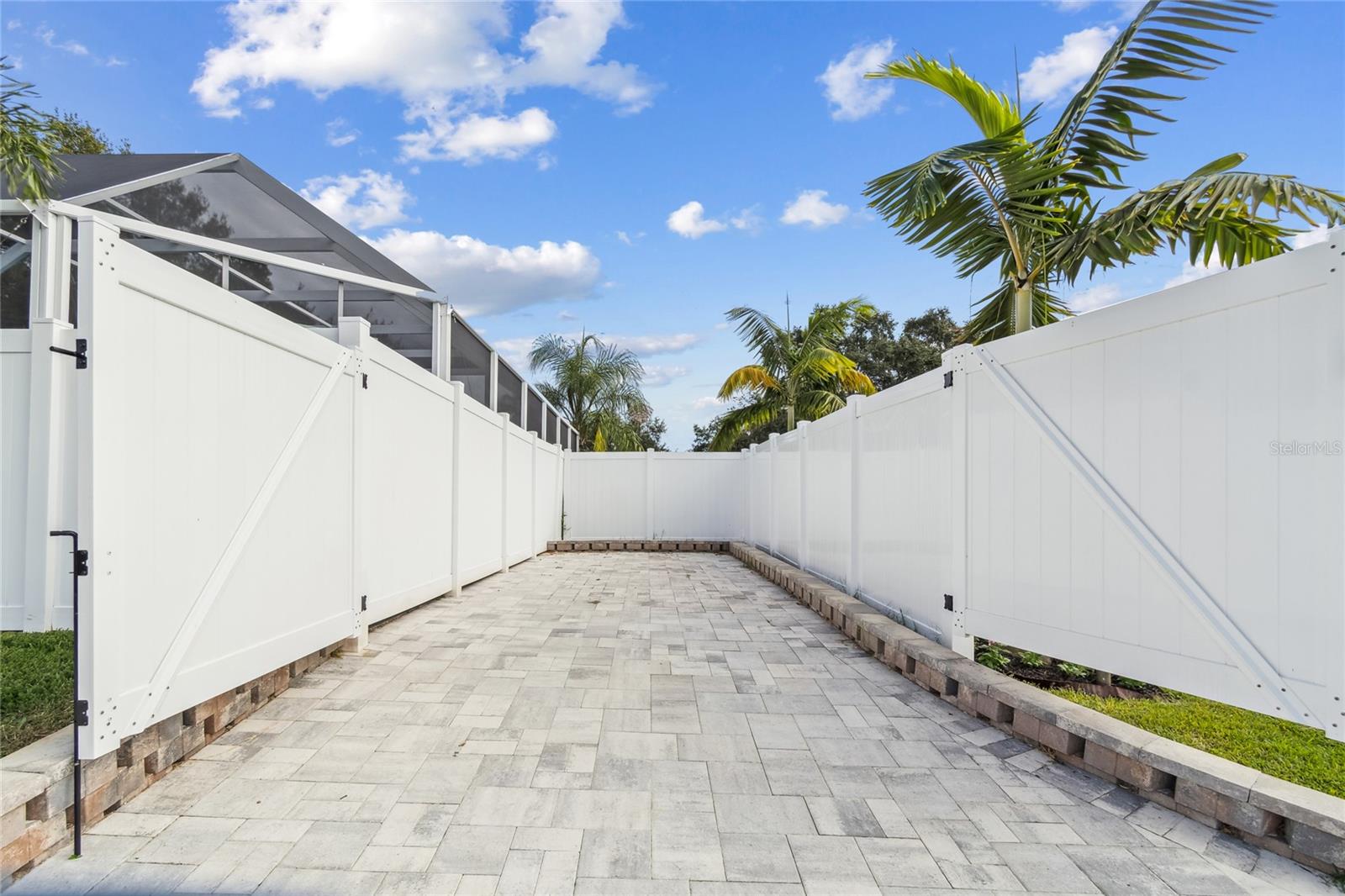 Image 49 of 57 For 3235 57th Street N