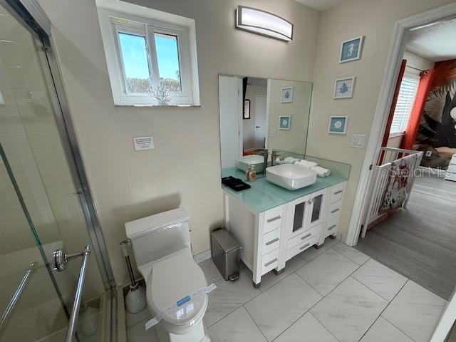 Image 19 of 26 For 520 Mcarthur Avenue