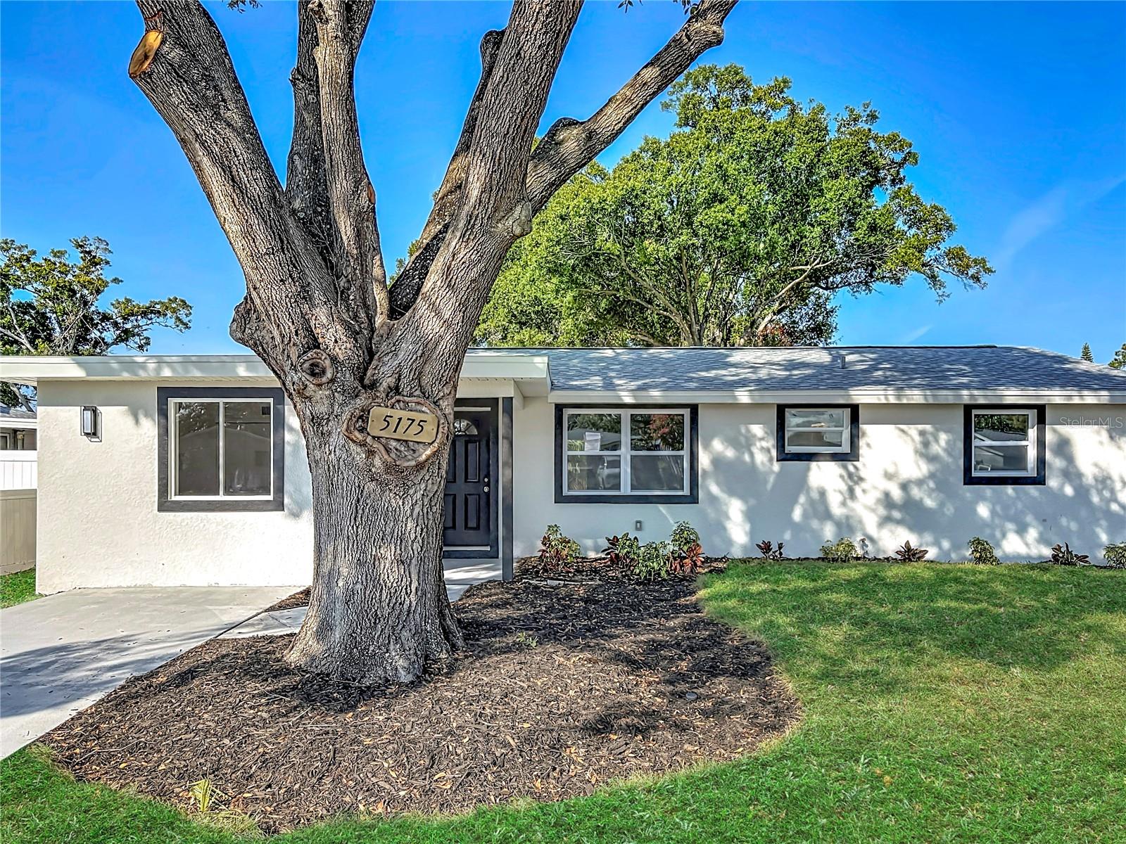 Image 20 of 70 For 5175 88th Avenue N