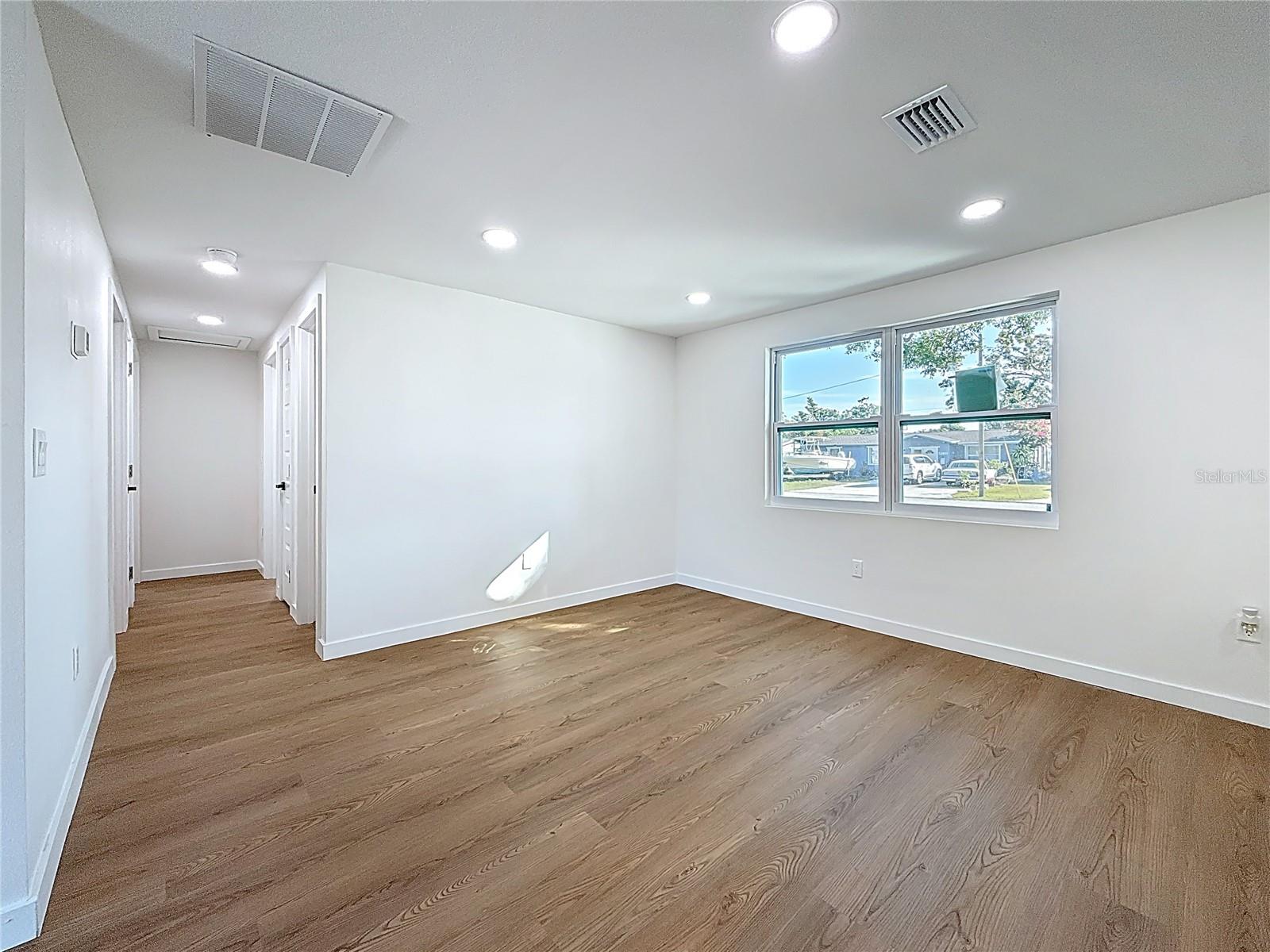 Image 24 of 70 For 5175 88th Avenue N