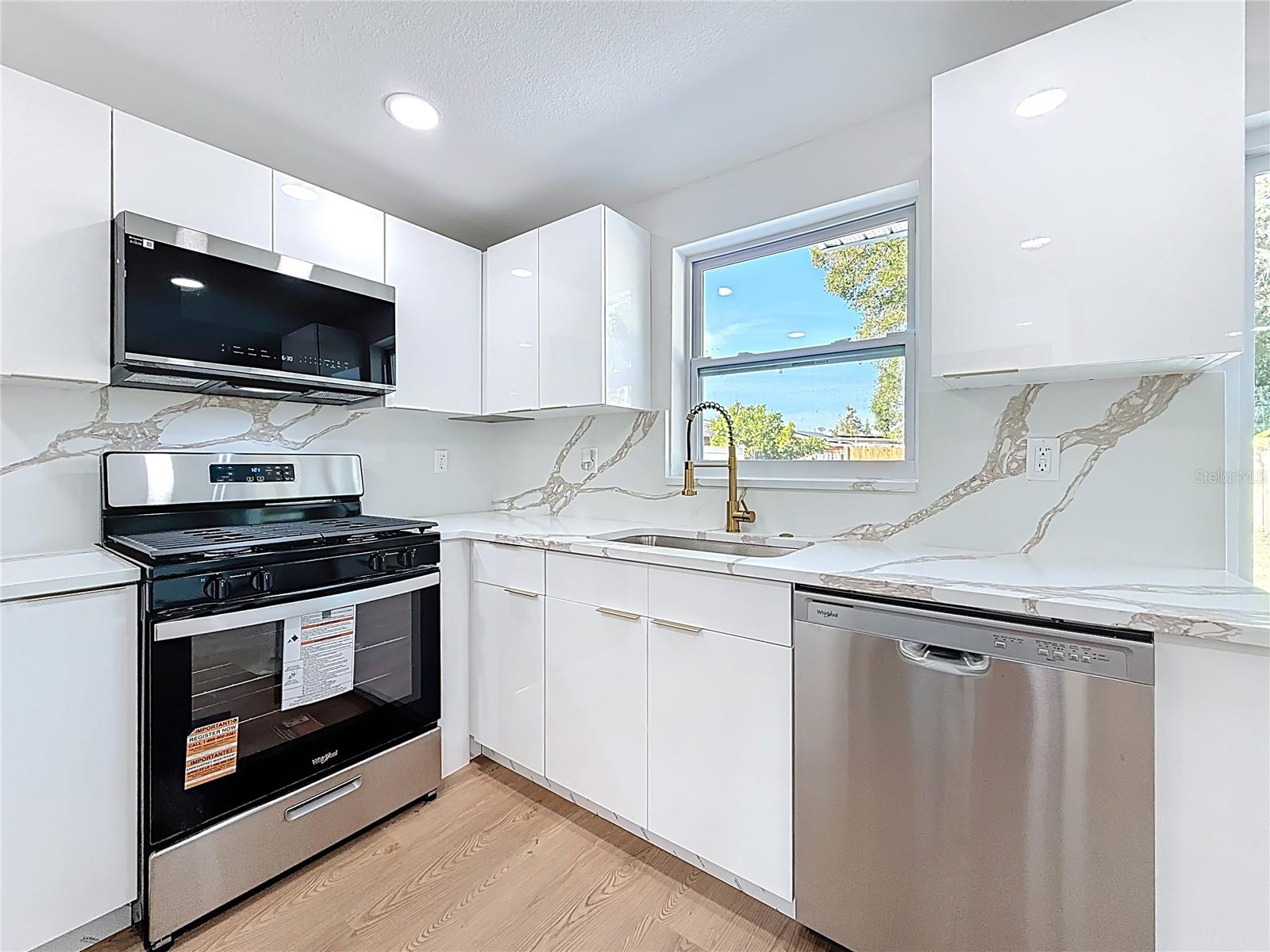 Image 31 of 70 For 5175 88th Avenue N