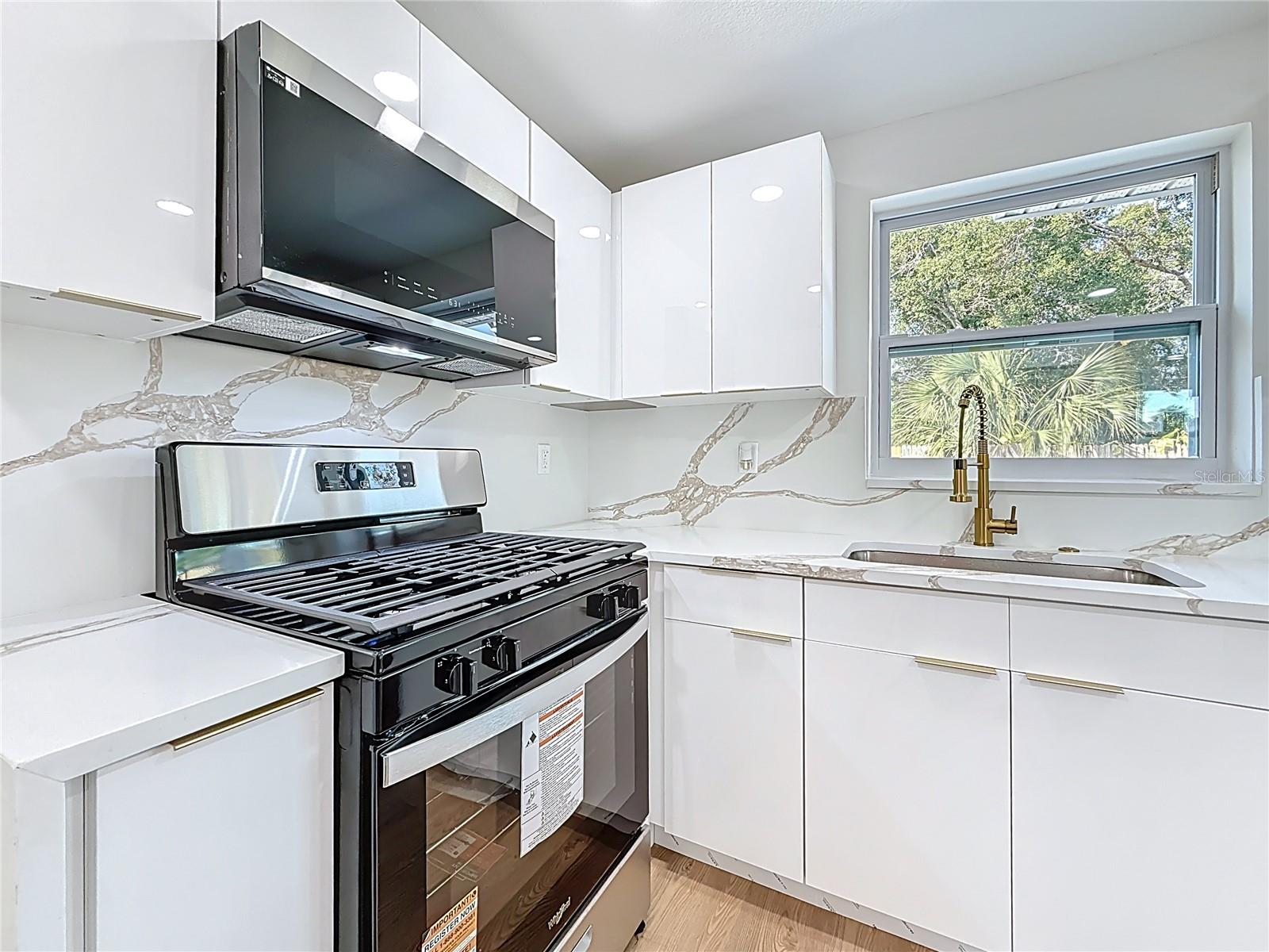 Image 33 of 70 For 5175 88th Avenue N