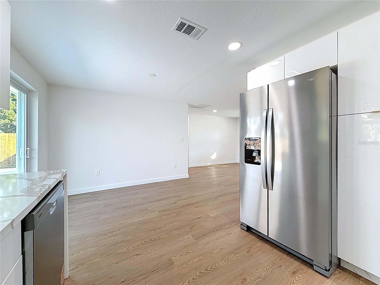 Image 37 of 70 For 5175 88th Avenue N