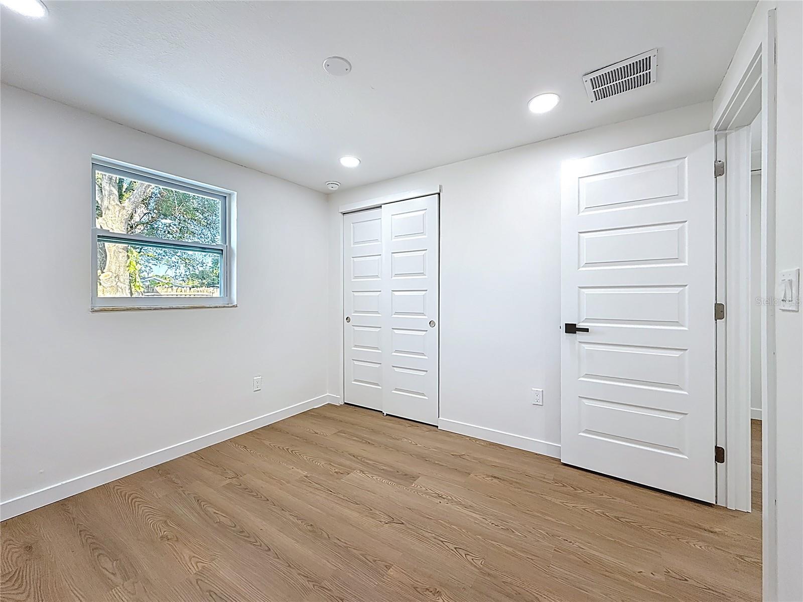 Image 39 of 70 For 5175 88th Avenue N