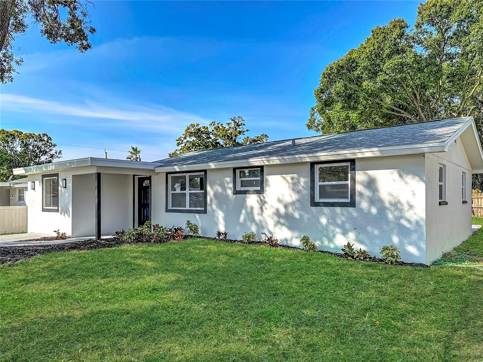 Image 4 of 70 For 5175 88th Avenue N