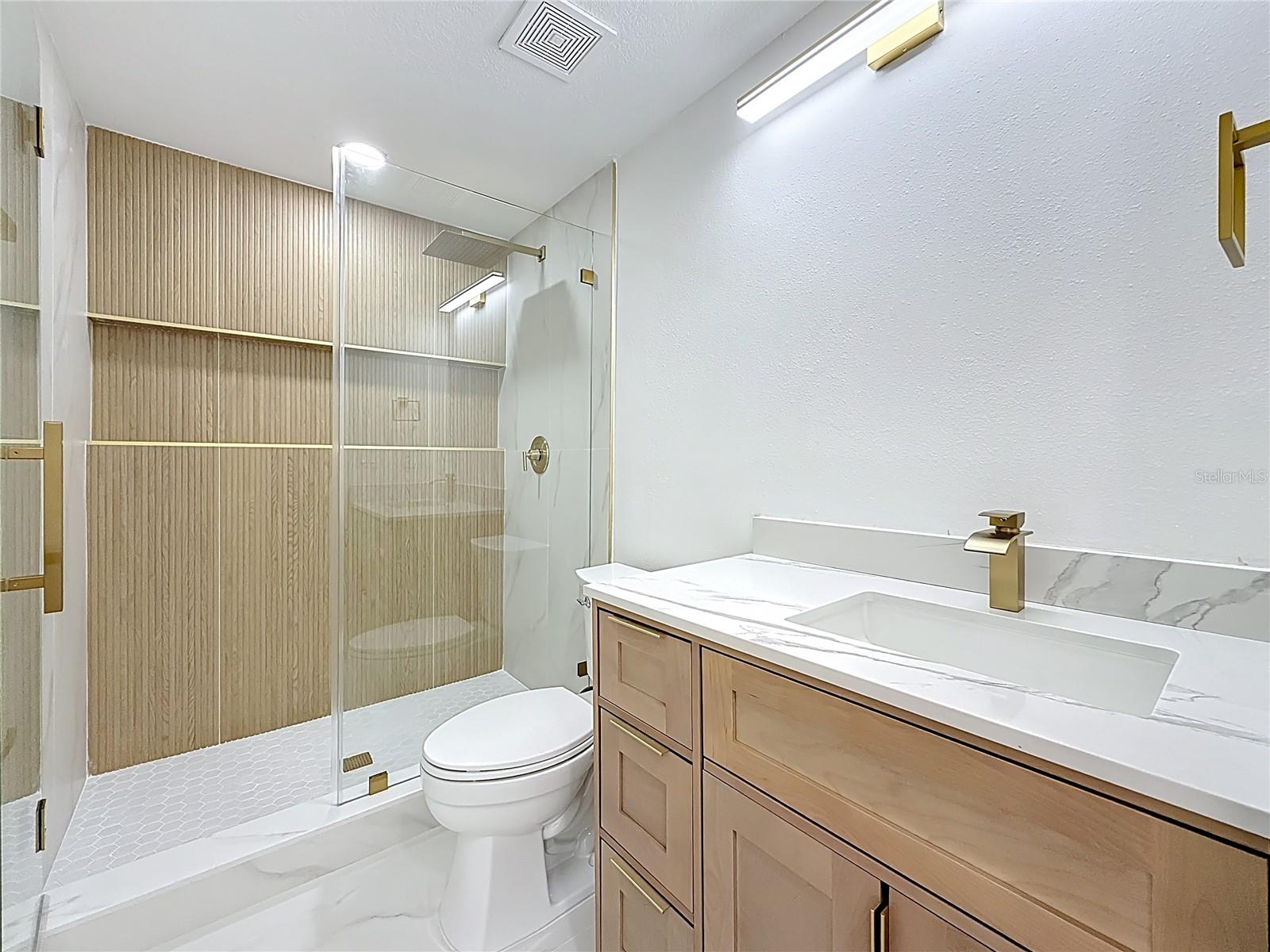 Image 45 of 70 For 5175 88th Avenue N