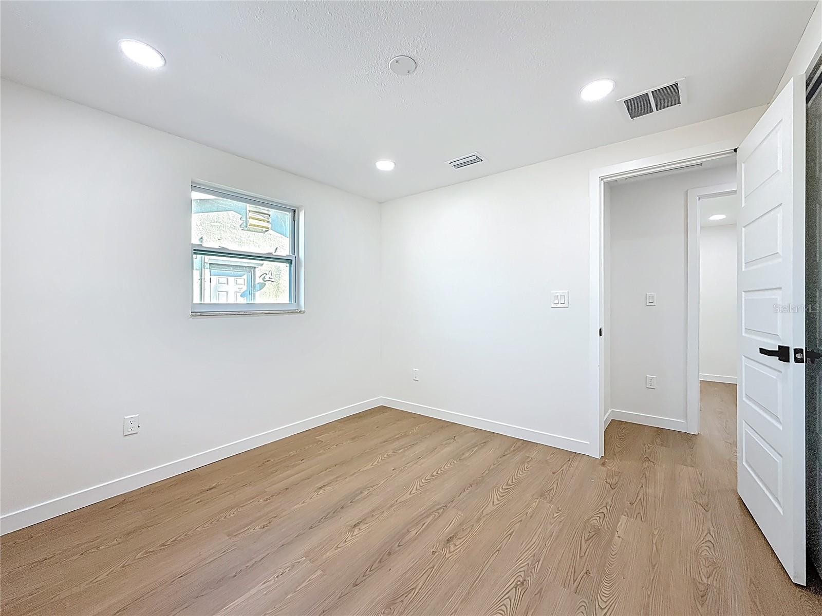 Image 48 of 70 For 5175 88th Avenue N