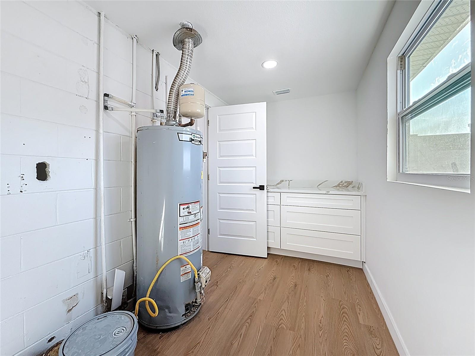 Image 57 of 70 For 5175 88th Avenue N