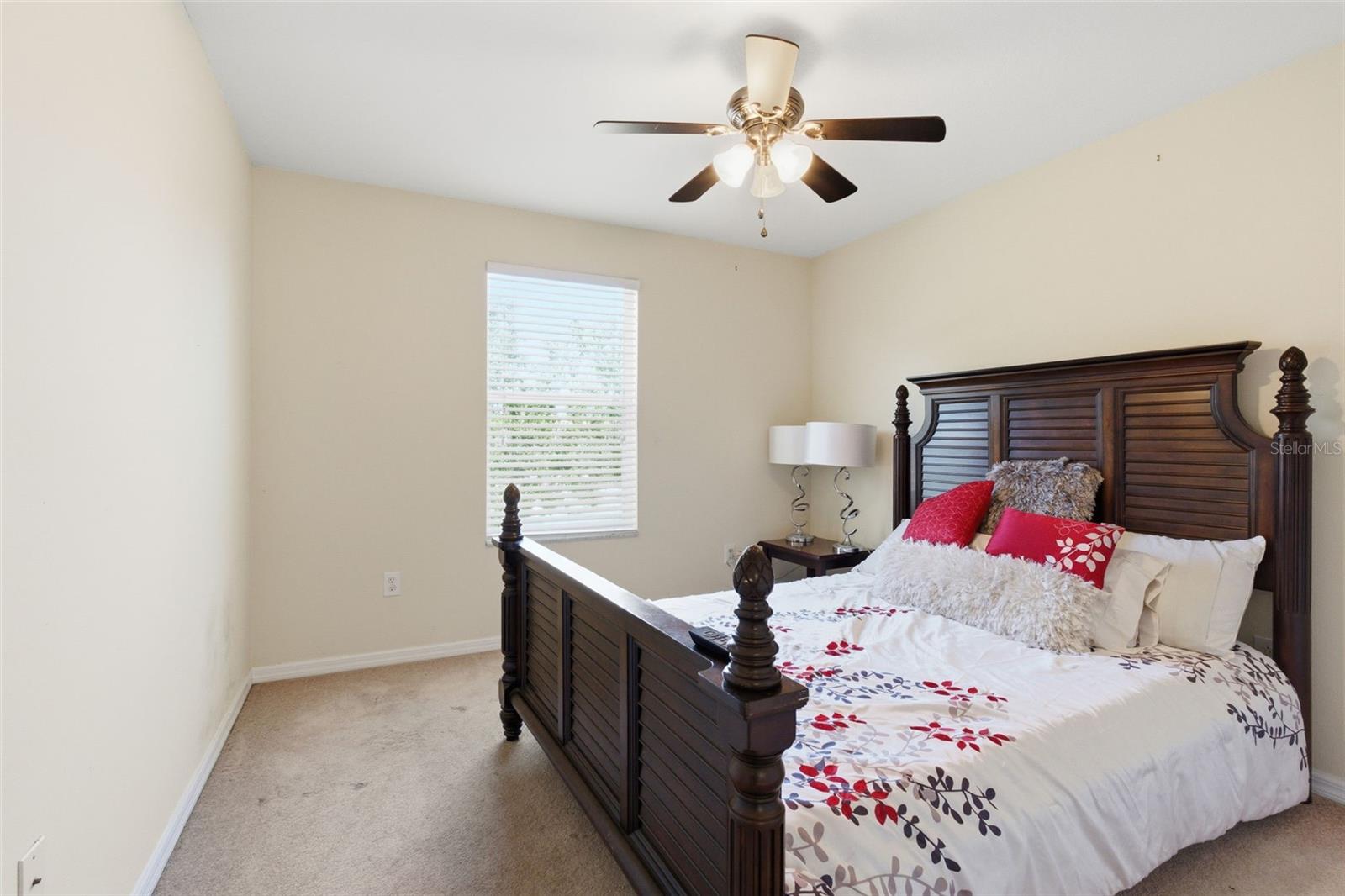 Image 23 of 53 For 13801 Chalk Hill Place