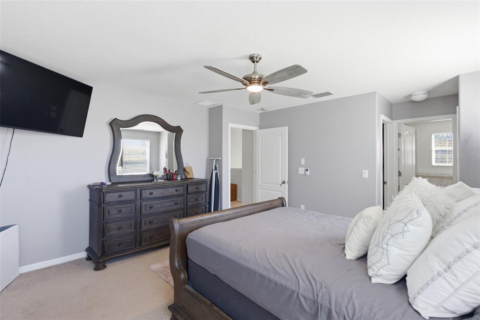 Image 29 of 53 For 13801 Chalk Hill Place