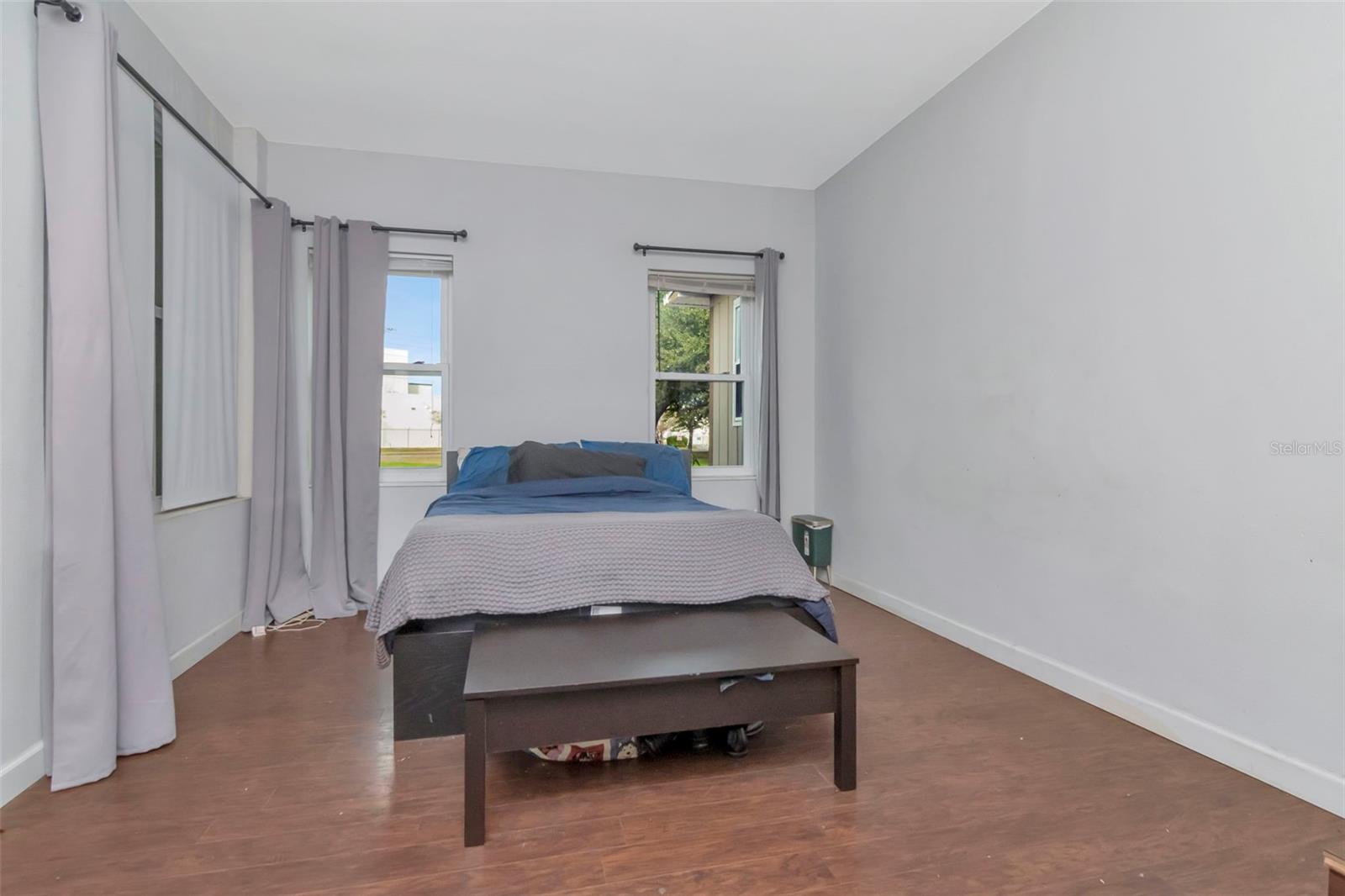 Image 17 of 36 For 1230 32nd Street N