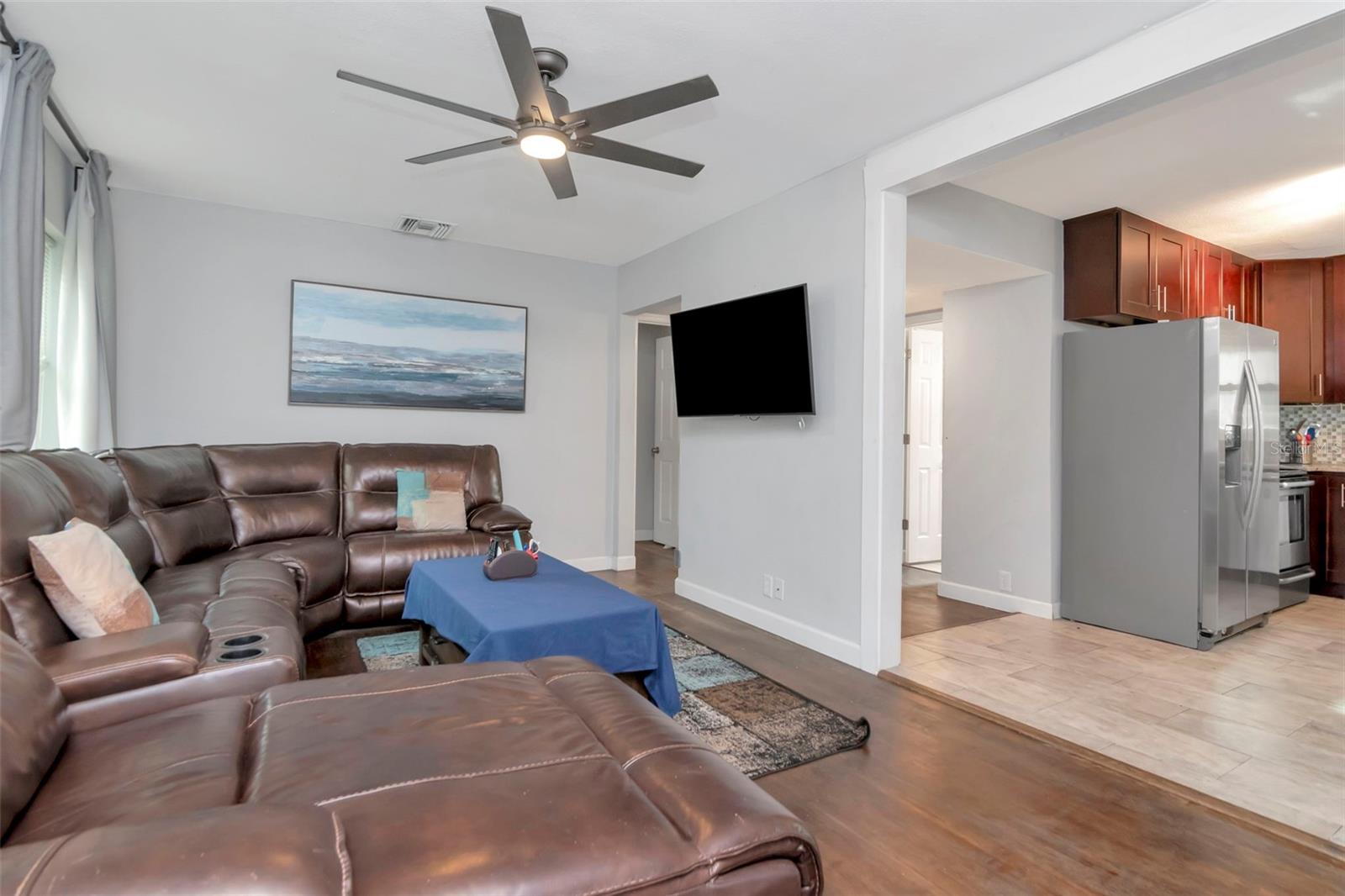 Image 7 of 36 For 1230 32nd Street N