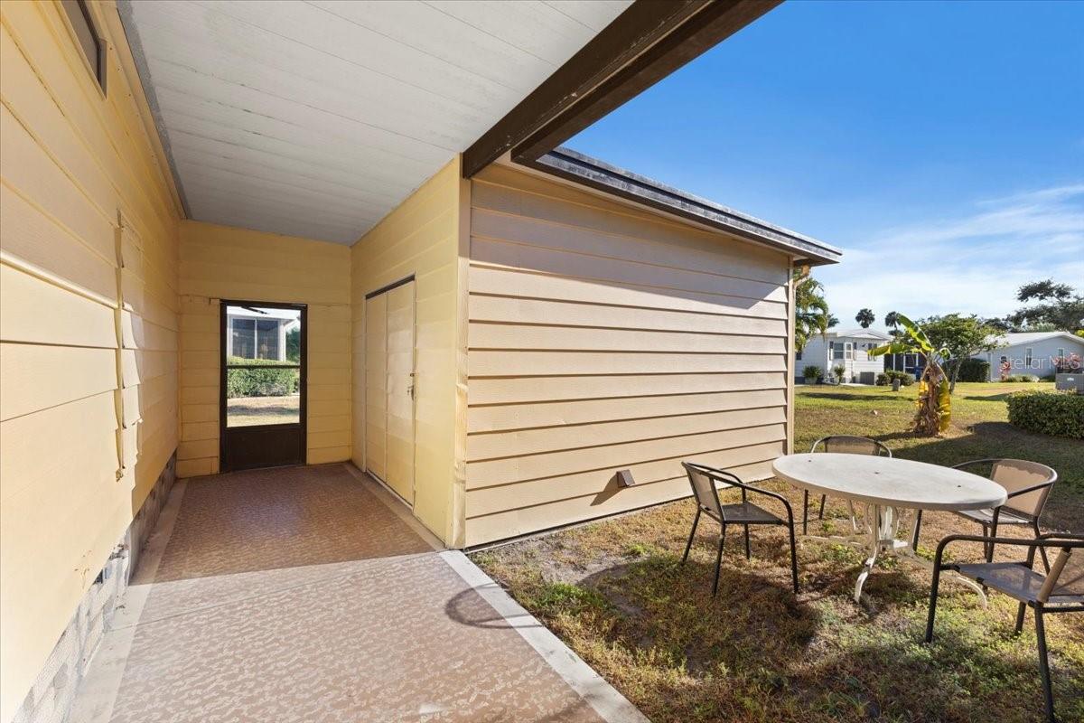 Image 20 of 23 For 8308 Princess Court