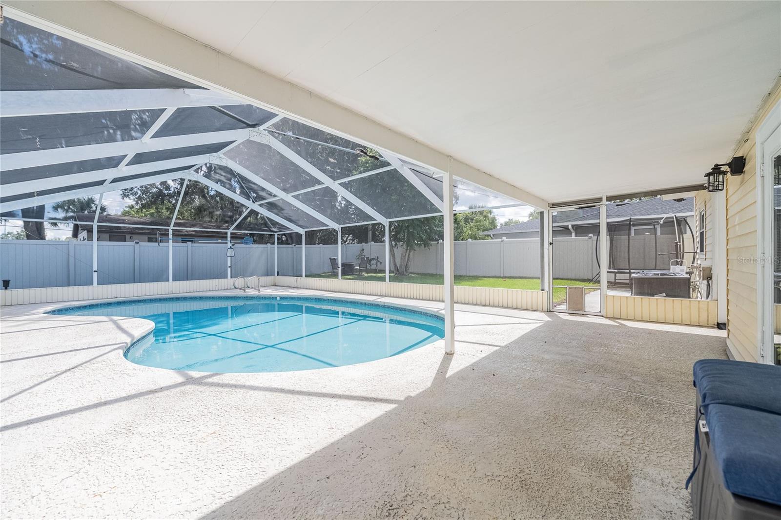 Image 11 of 43 For 4134 El Camino Real E