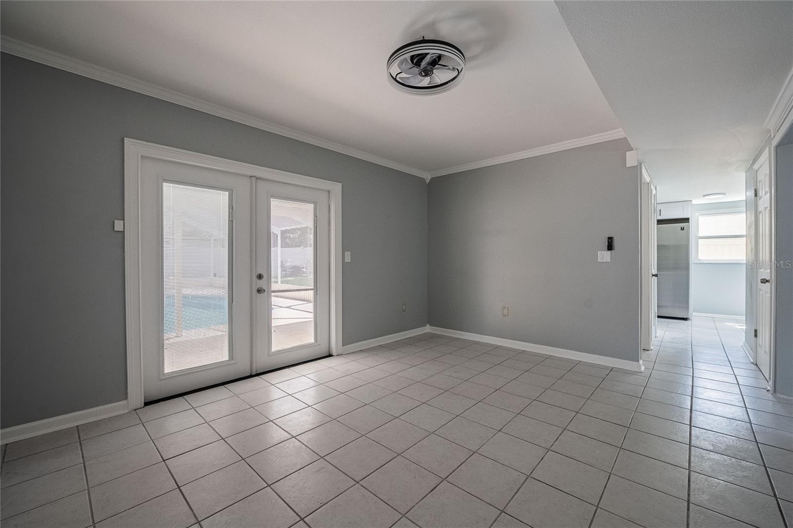 Image 18 of 43 For 4134 El Camino Real E