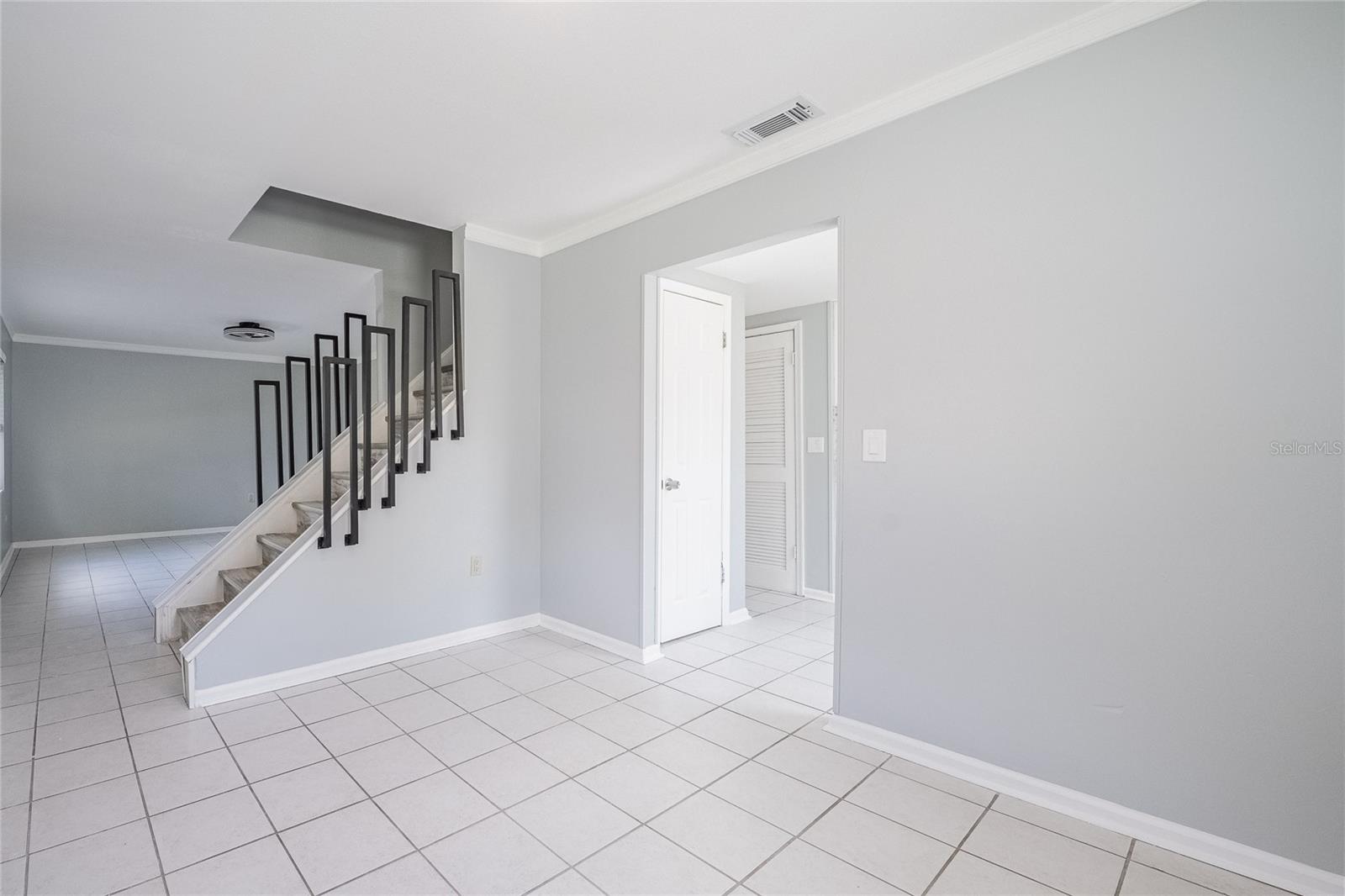 Image 23 of 43 For 4134 El Camino Real E