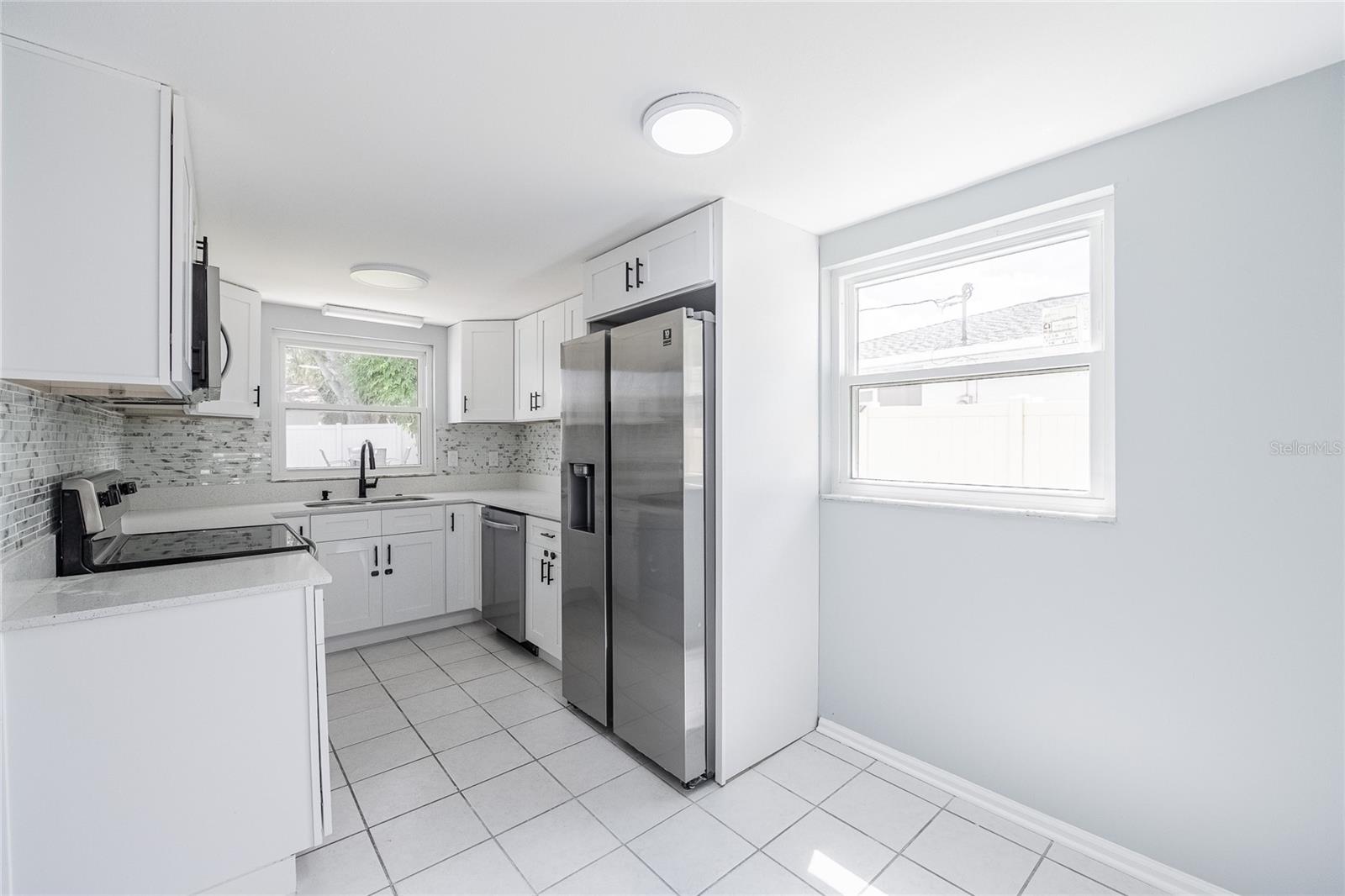 Image 24 of 43 For 4134 El Camino Real E