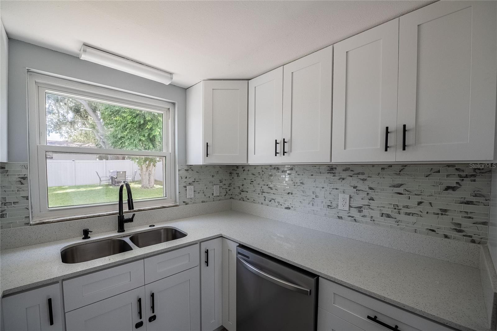 Image 27 of 43 For 4134 El Camino Real E