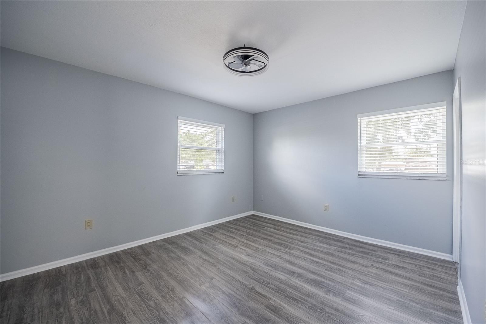 Image 34 of 43 For 4134 El Camino Real E