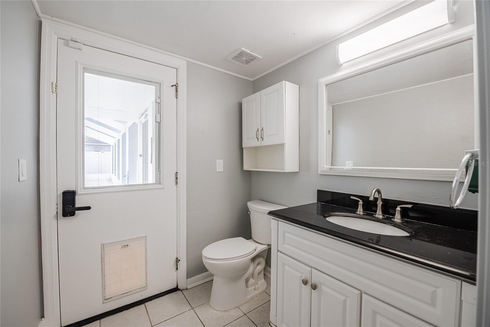 Image 39 of 43 For 4134 El Camino Real E