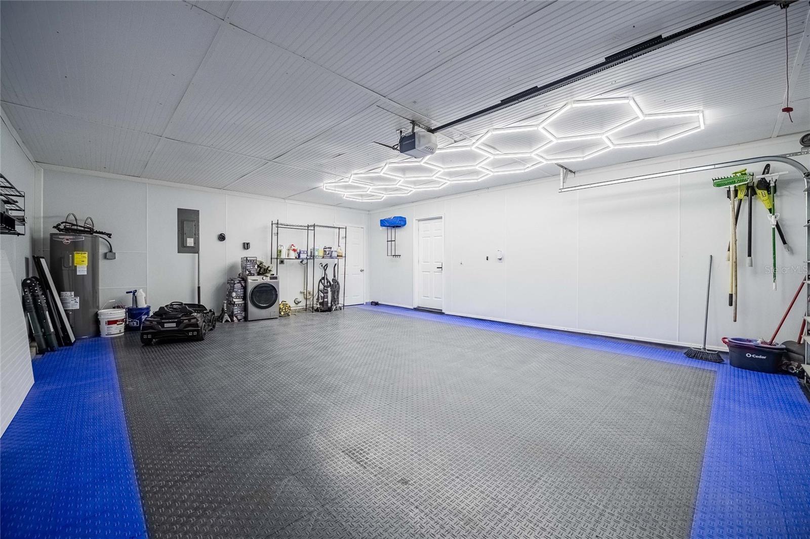 Image 9 of 43 For 4134 El Camino Real E