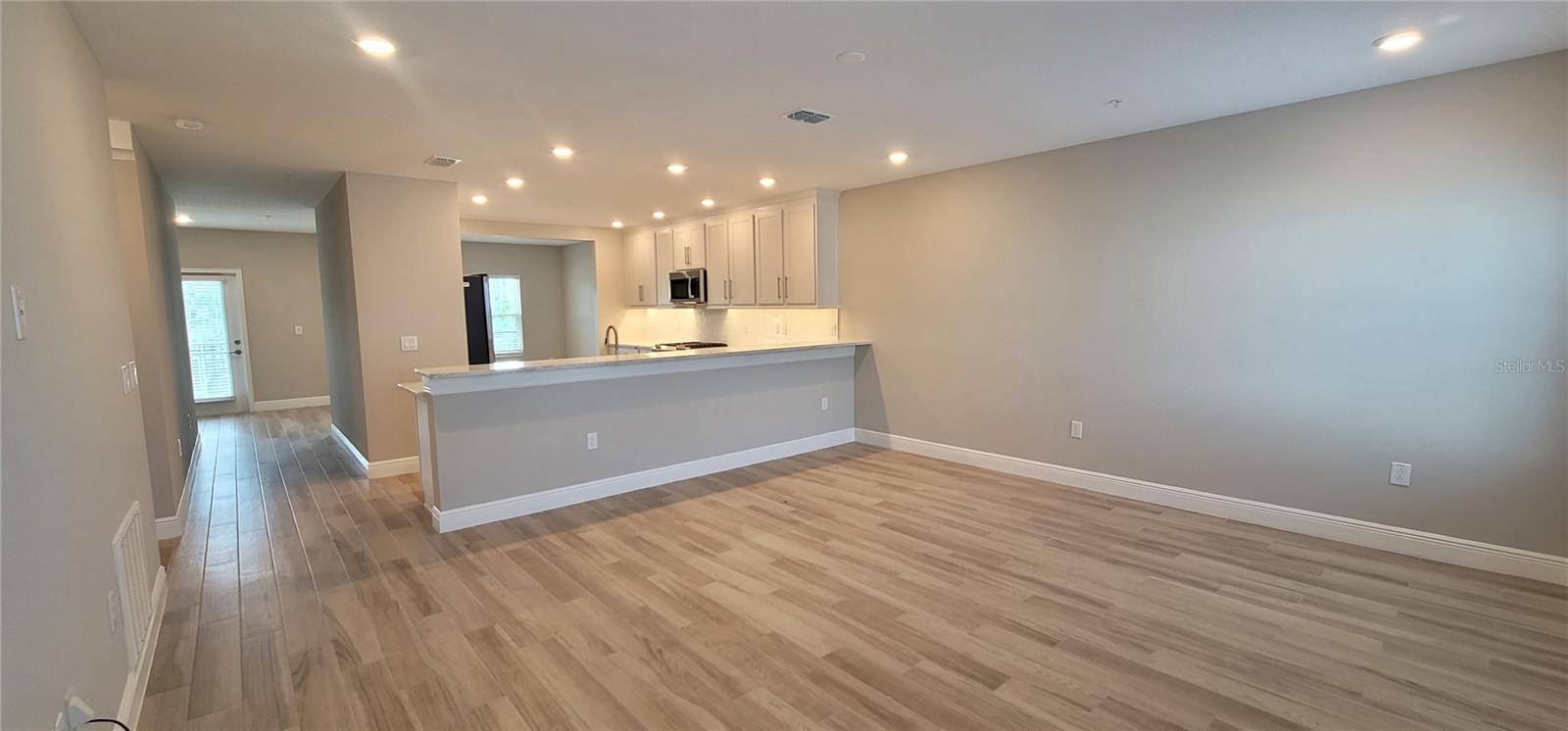 Image 4 of 28 For 5351 Bridge Street 48