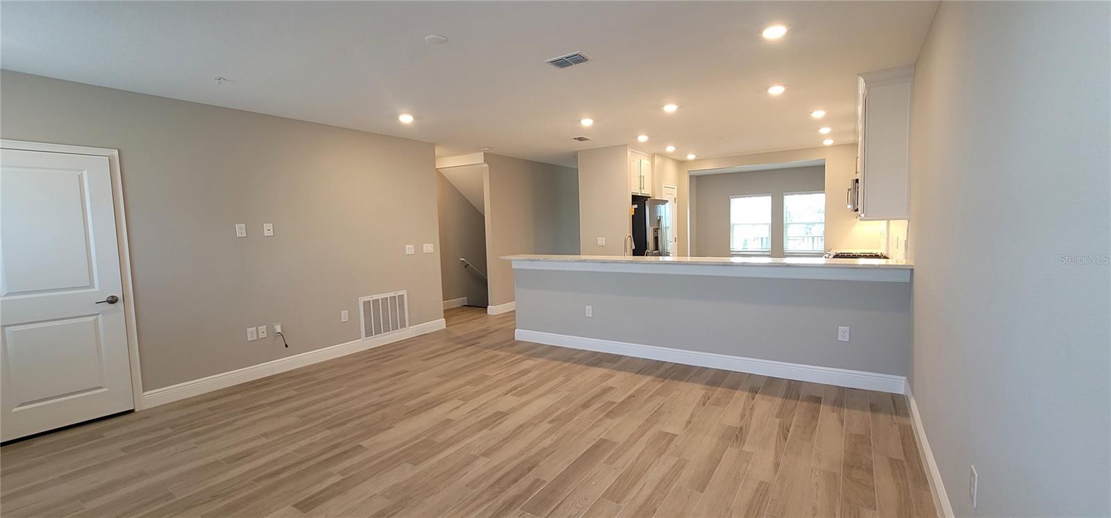 Image 5 of 28 For 5351 Bridge Street 48