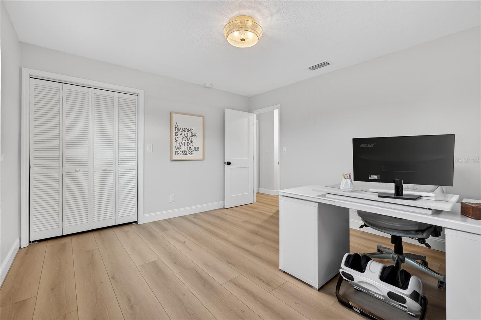 Image 32 of 60 For 2000 Kansas Avenue Ne