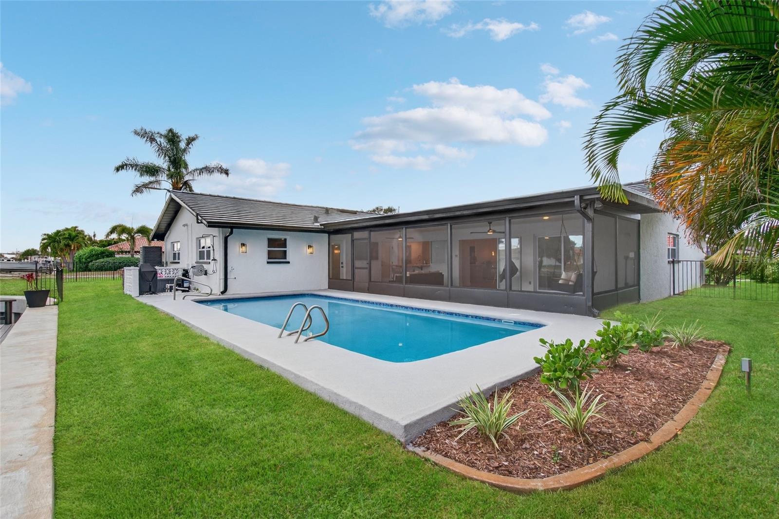 Image 39 of 60 For 2000 Kansas Avenue Ne