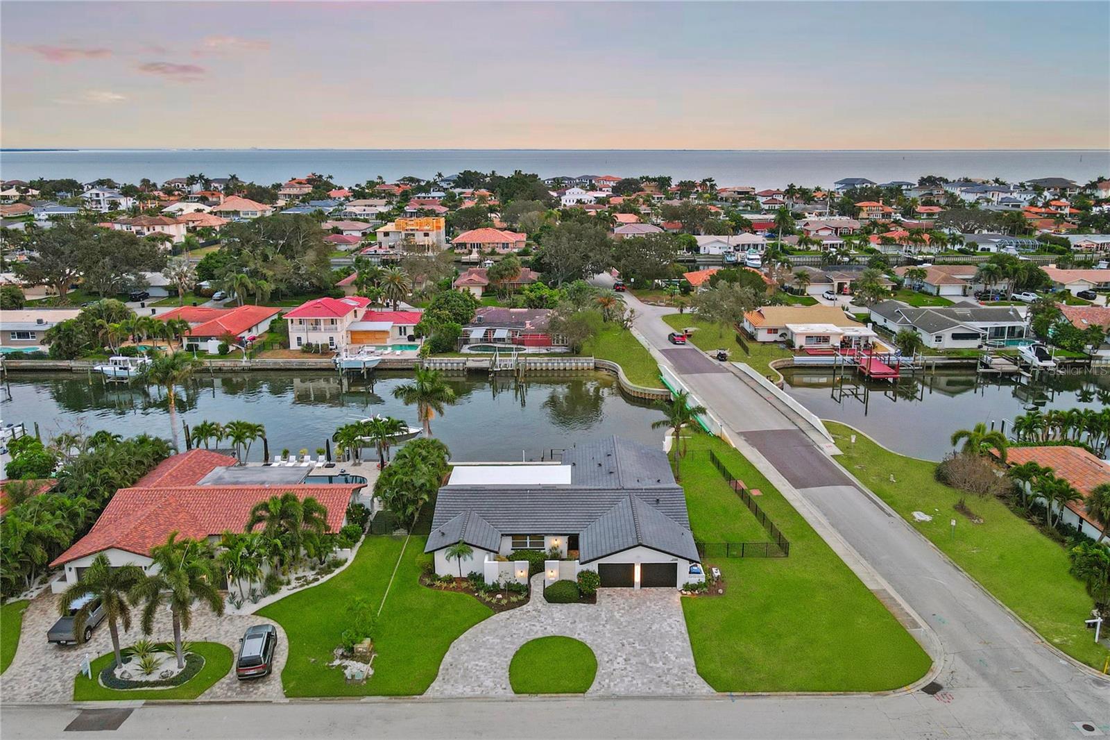 Image 49 of 60 For 2000 Kansas Avenue Ne