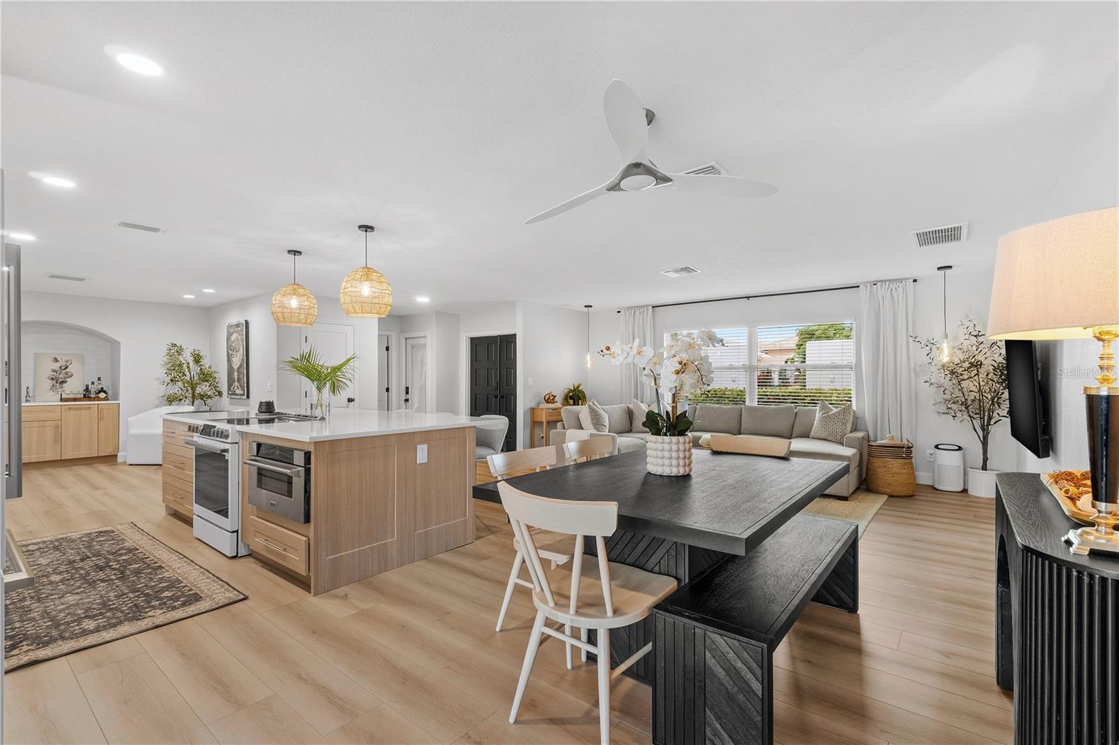 Image 5 of 60 For 2000 Kansas Avenue Ne