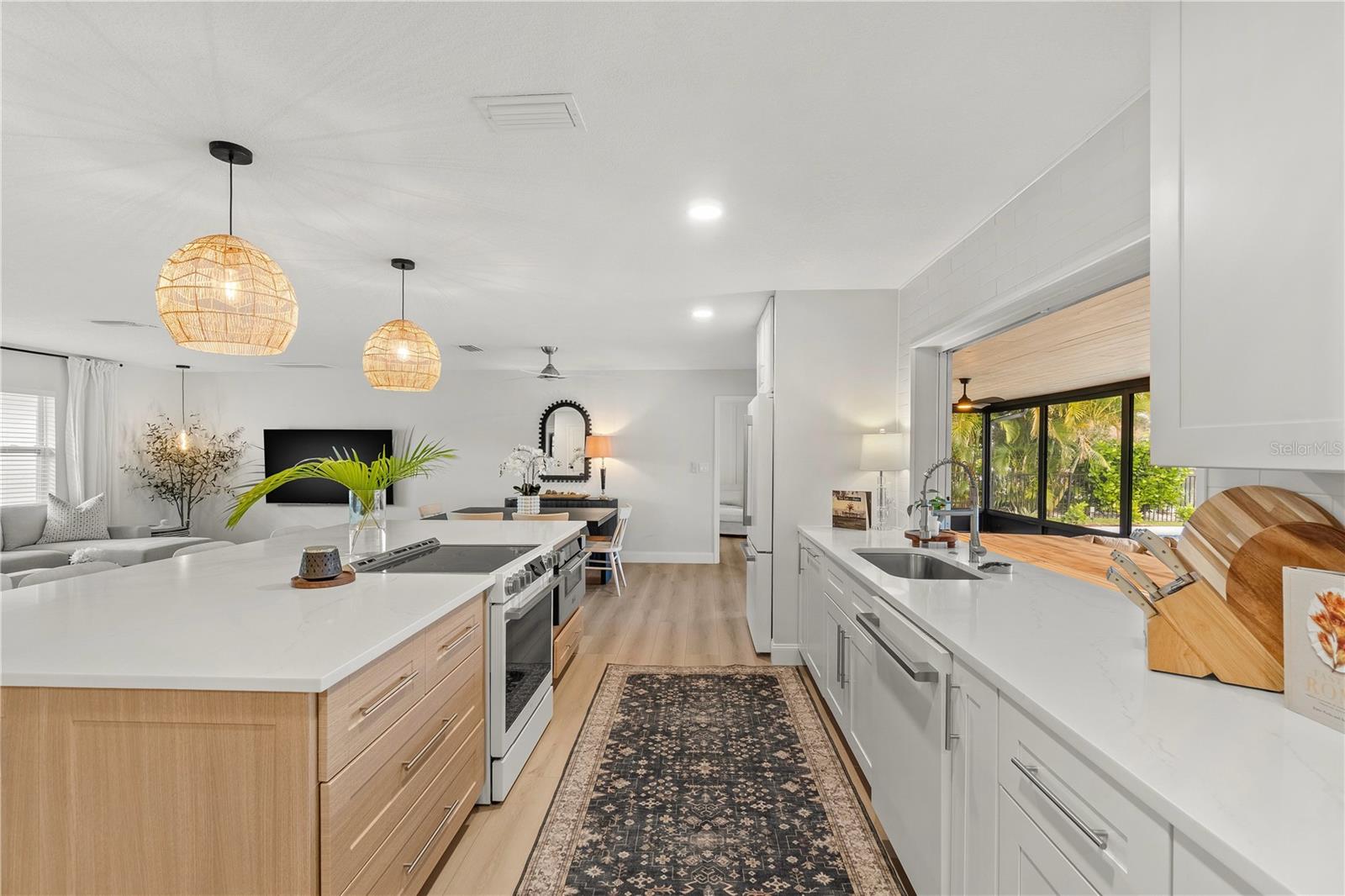 Image 9 of 60 For 2000 Kansas Avenue Ne