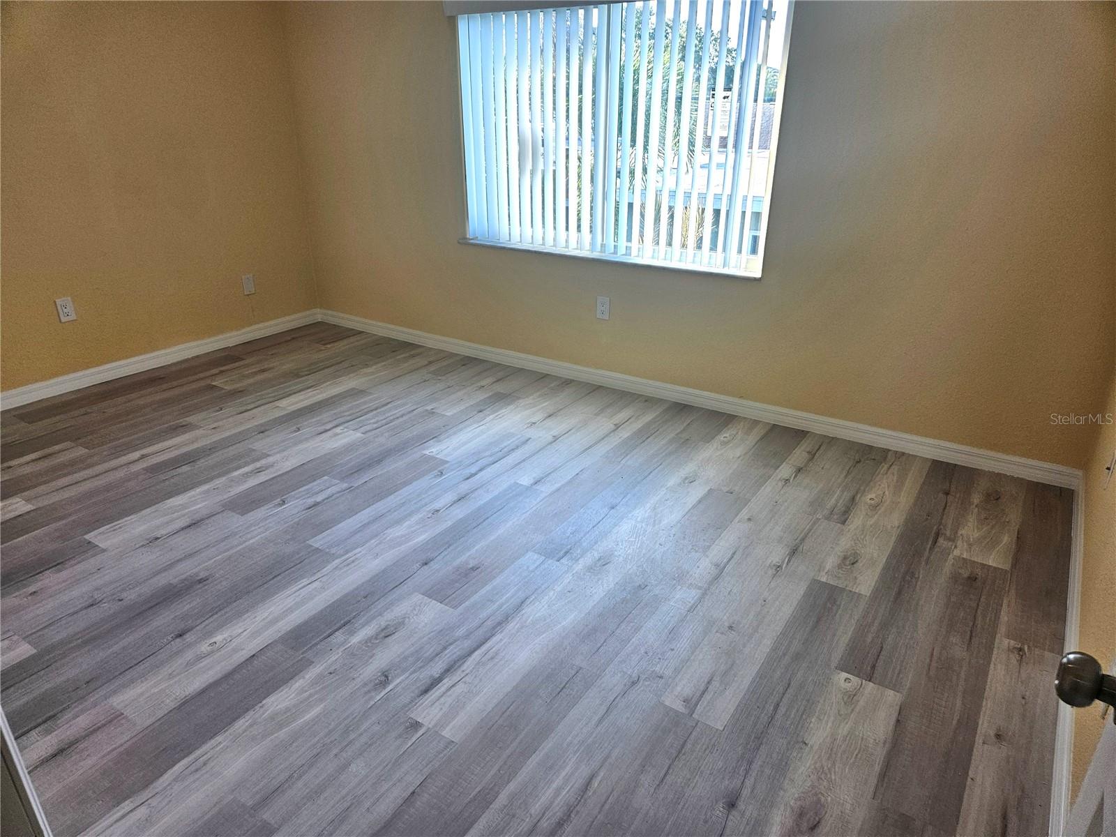 Image 13 of 20 For 350 73rd Avenue 4