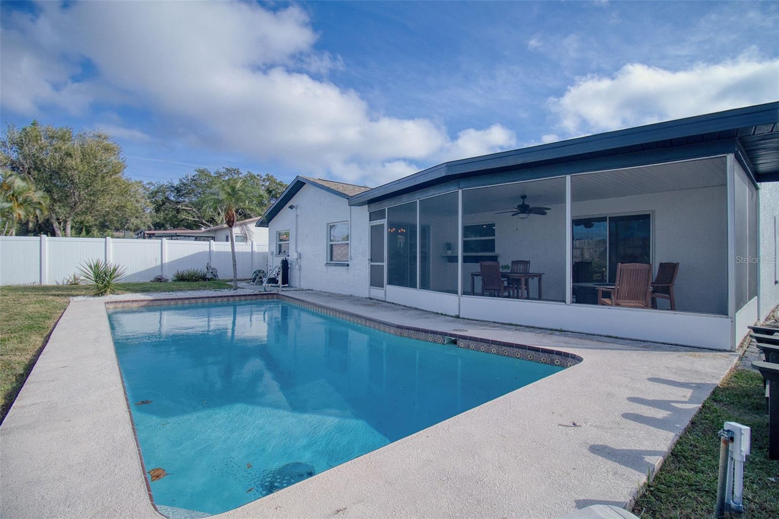 Image 3 of 42 For 1496 Seaspray Lane