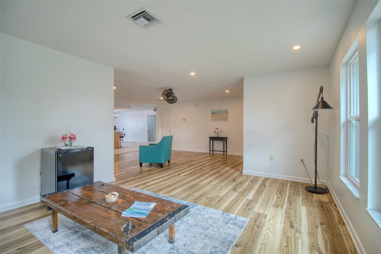 Image 6 of 42 For 1496 Seaspray Lane