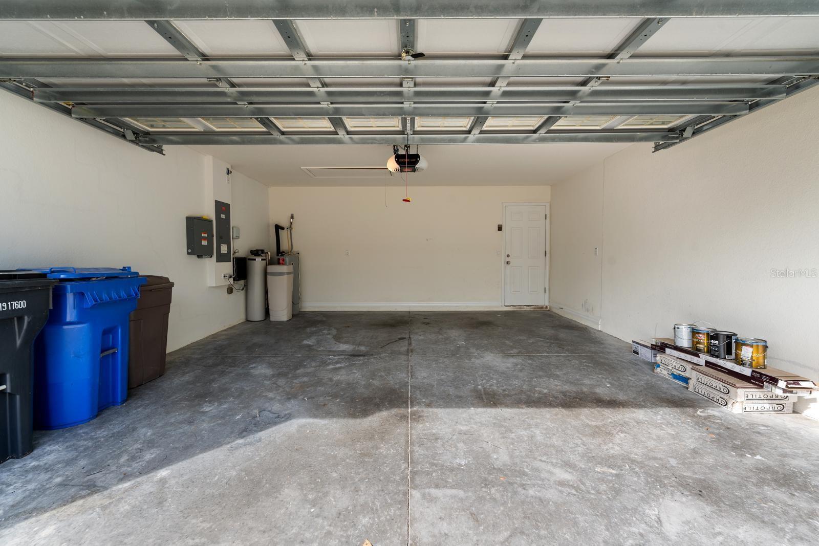 Image 22 of 32 For 11112 Goldenrod Fern Drive