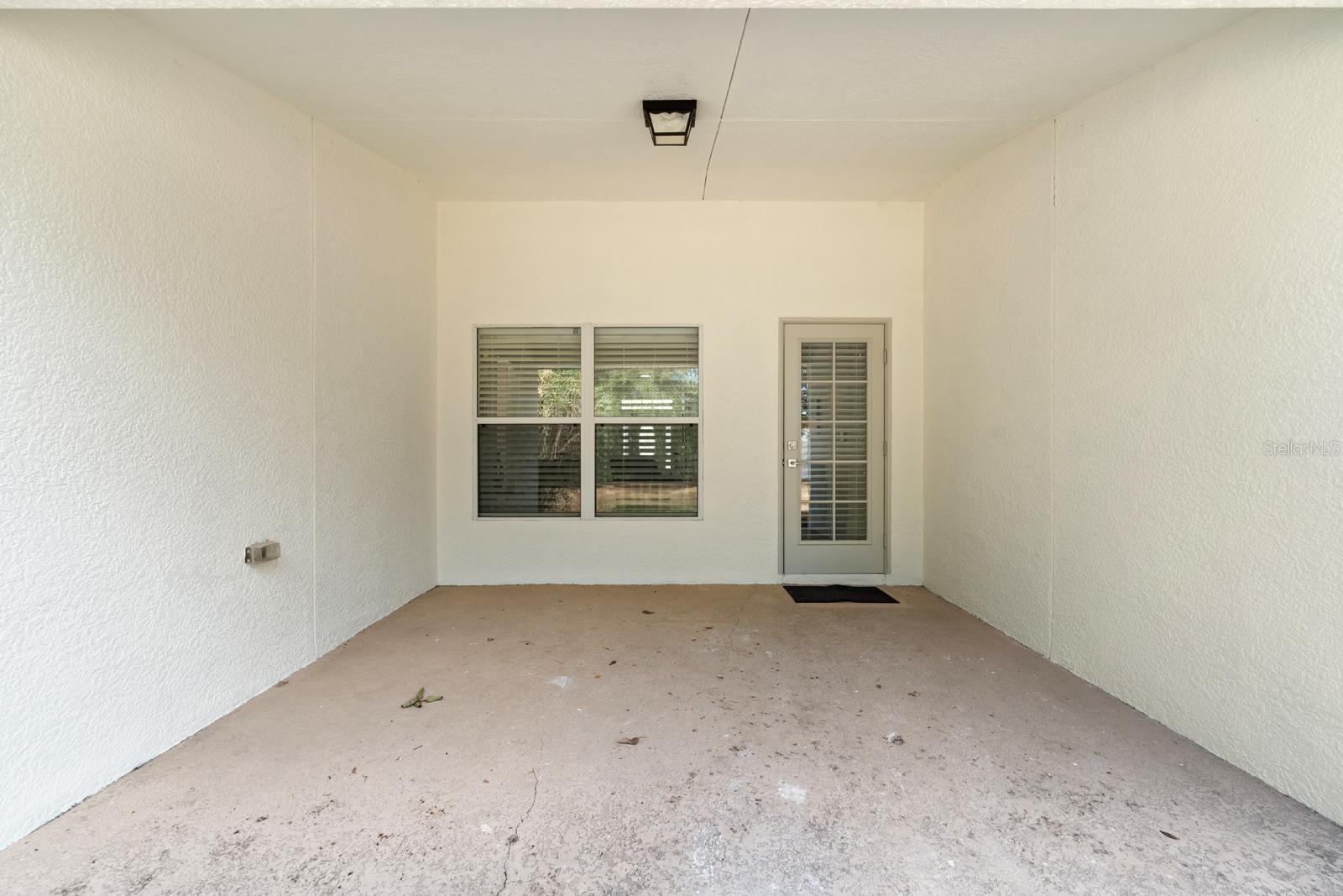 Image 24 of 32 For 11112 Goldenrod Fern Drive