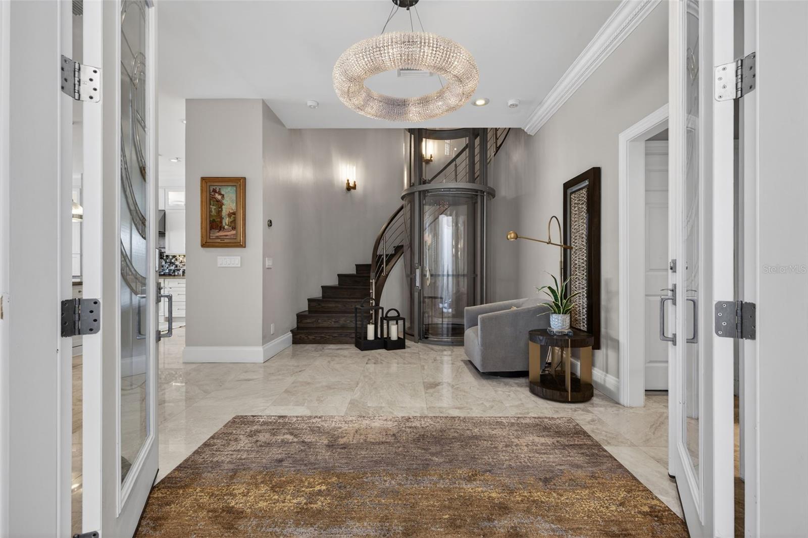 Image 11 of 74 For 1009 Royal Pass Road