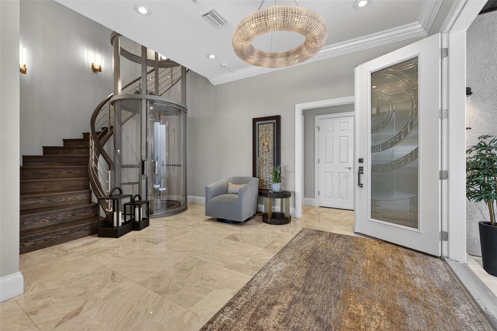 Image 12 of 74 For 1009 Royal Pass Road