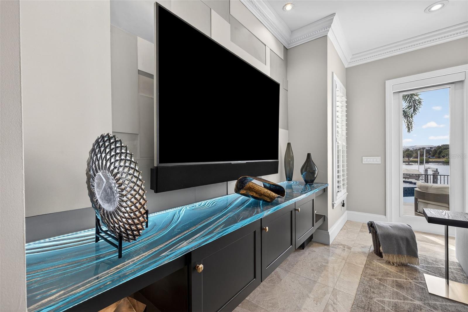 Image 22 of 74 For 1009 Royal Pass Road