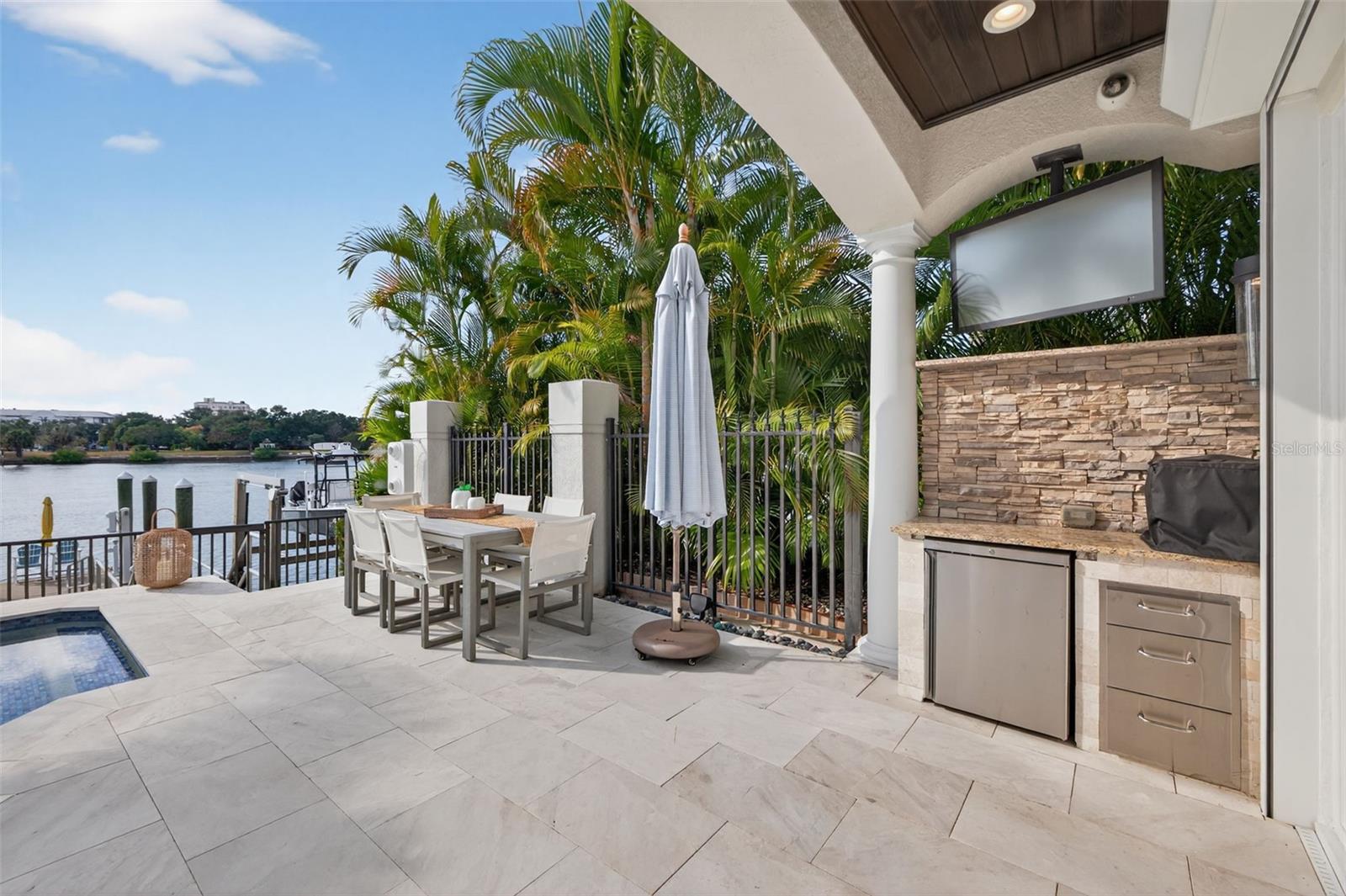 Image 27 of 74 For 1009 Royal Pass Road