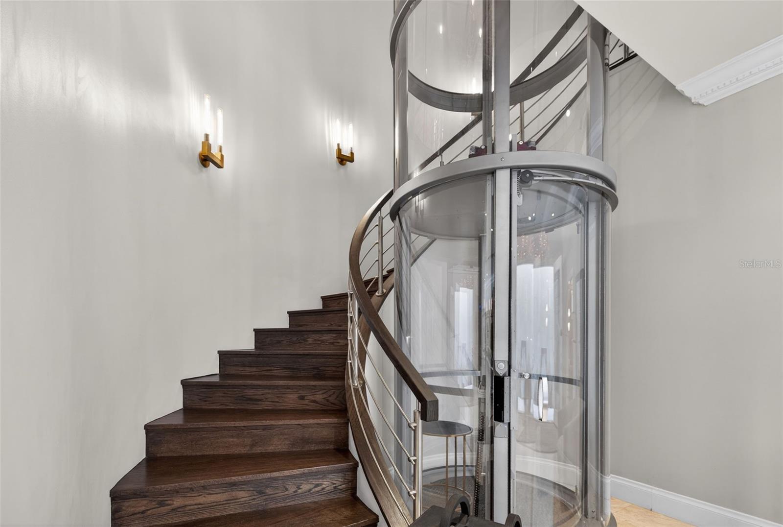 Image 36 of 74 For 1009 Royal Pass Road