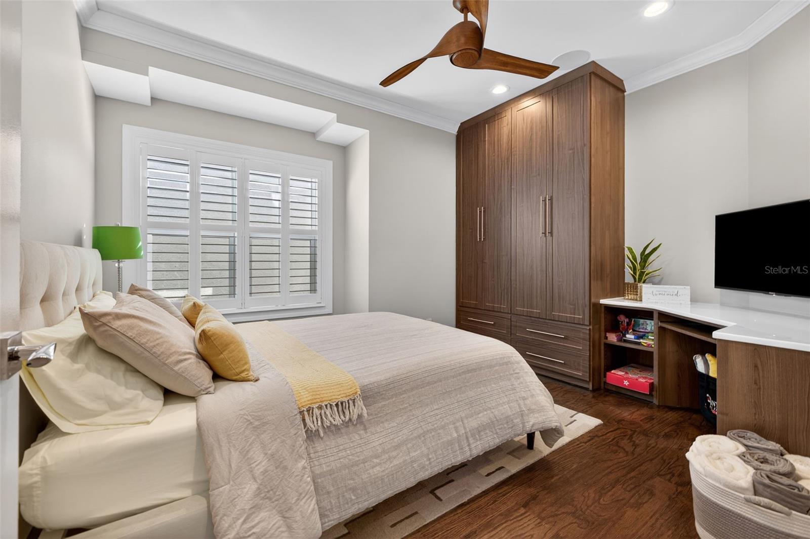 Image 55 of 74 For 1009 Royal Pass Road