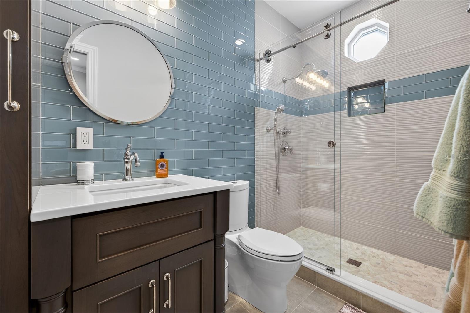 Image 56 of 74 For 1009 Royal Pass Road