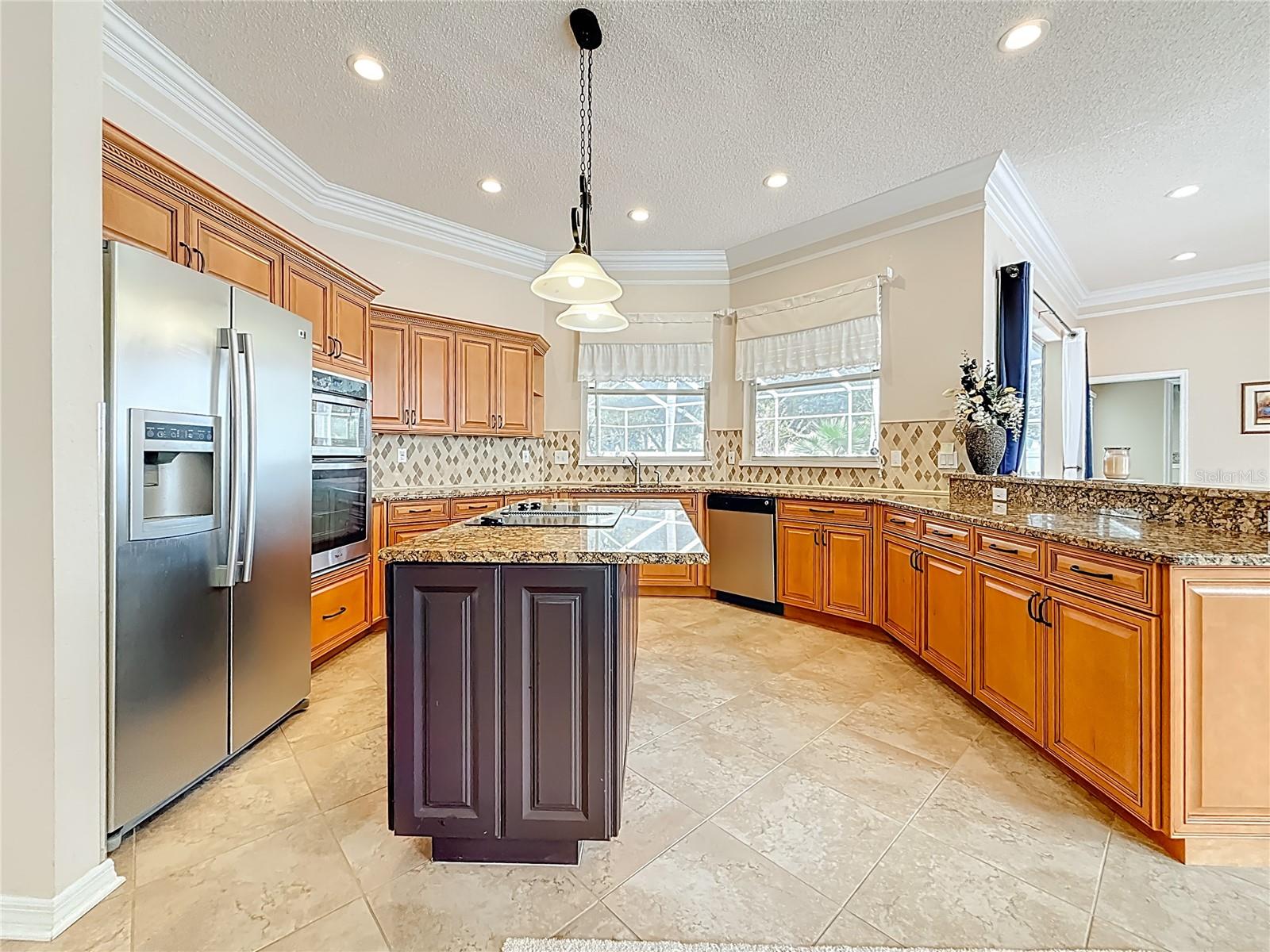 Image 26 of 57 For 2387 Hillcreek Circle E