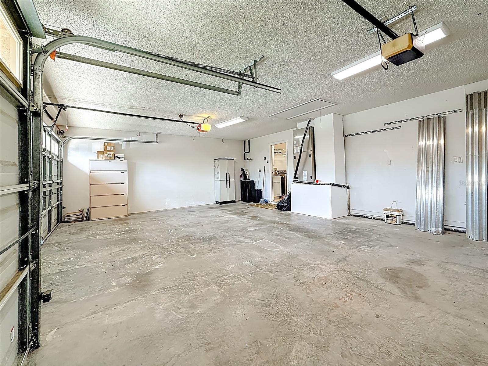 Image 44 of 57 For 2387 Hillcreek Circle E