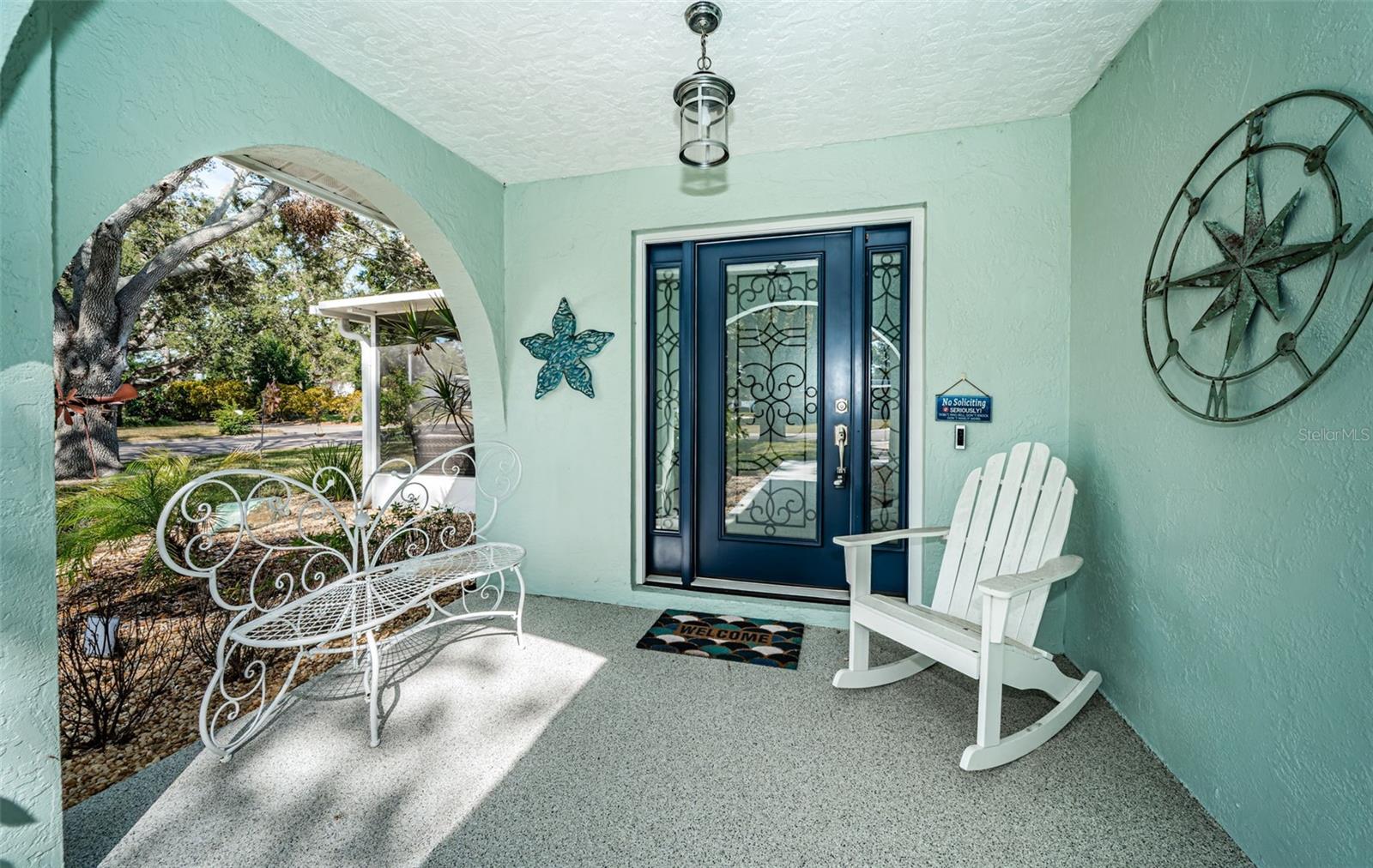 Image 9 of 40 For 969 Gulf View Boulevard