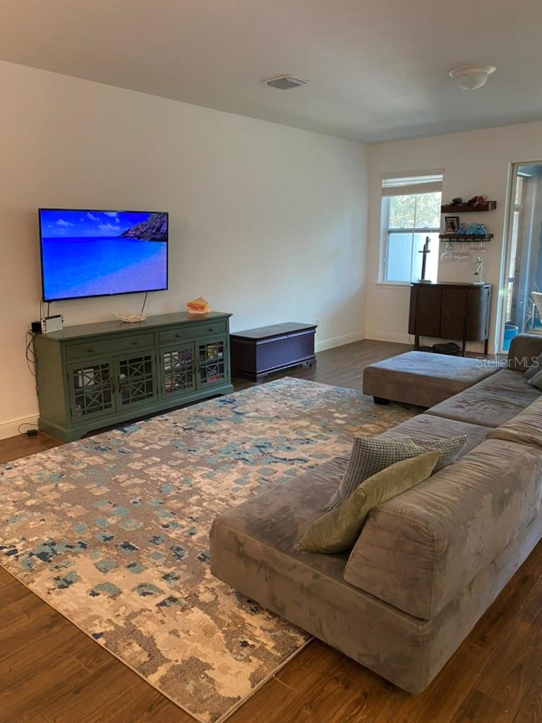 Image 16 of 59 For 4525 Chinkapin Drive